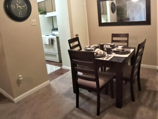 2 BR, 1 BA Apartment 1000 East Curtis Ave Unit 0712, Pasadena, TX 77502