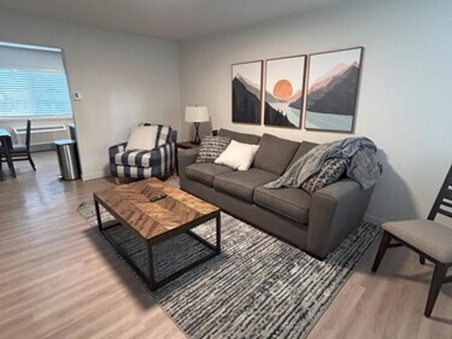 2 BR, 1 BA Apartment 1000 W Ironwood Dr, Unit 12, Coeur D'Alene, ID 83814