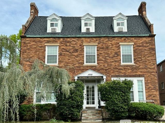 2 BR, 1 BA Apartment 1002 8th St, Unit 3, Huntington, WV 25701