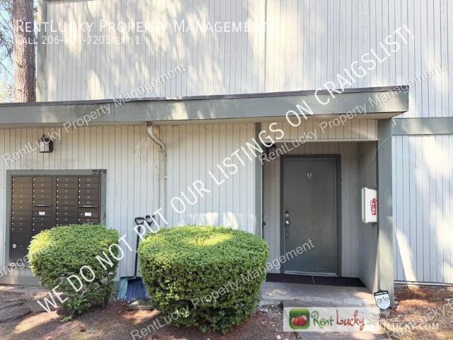 2 BR, 1 BA Apartment 1003 S 308th St, Federal Way, WA 98003