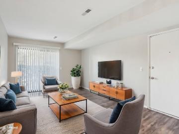 2 BR, 1 BA Apartment 1007 E. Rue De La Banque Unit 1001 K, Saint Louis, MO 63141
