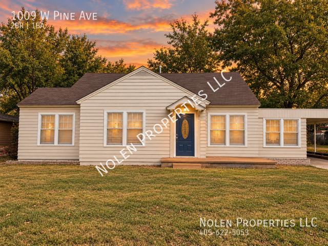 2 BR, 1 BA Apartment 1009 W Pine Ave, Duncan, OK 73533
