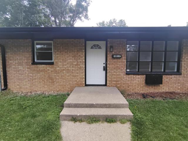 2 BR, 1 BA Apartment 1017 Furman St, Rockford, IL 61101