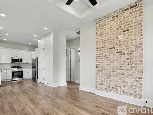 2 BR, 1 BA Apartment 1021 Center Street, Arabi, LA 70032