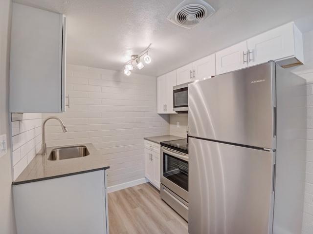 2 BR, 1 BA Apartment 1025 E Orange St Unit P224, Tempe, AZ 85281
