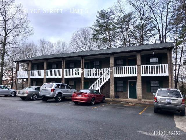 2 BR, 1 BA Apartment 1025 Klyce Street, Eden, NC 27288
