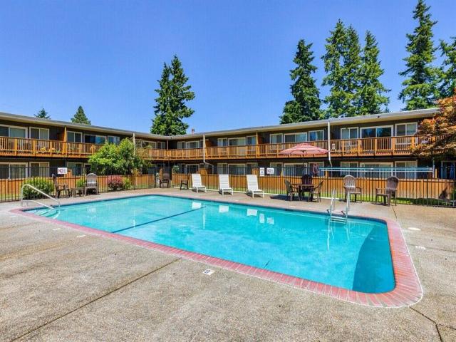 2 BR, 1 BA Apartment 10288 SE 43rd Avenue #A18 Unit A11, Portland, OR 97222
