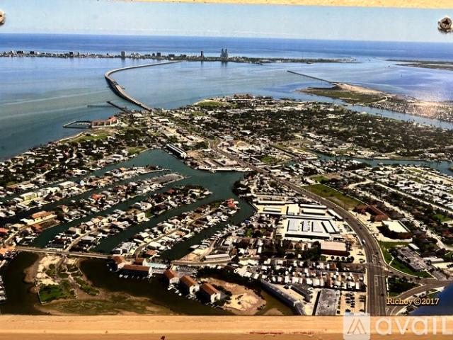 2 BR, 1 BA Apartment 102 West Corral Street, Unit 3, South Padre Island, TX 78597