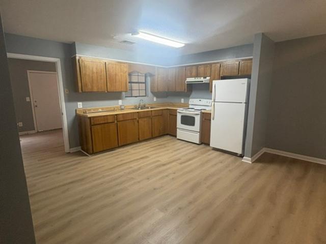2 BR, 1 BA Apartment 102 Grace Court, Brunswick, GA 31525
