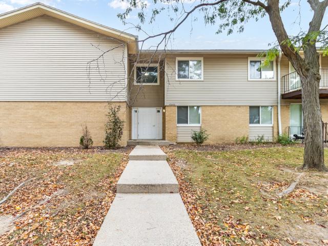 2 BR, 1 BA Apartment 10300 W Dean Rd, Milwaukee, WI 53224