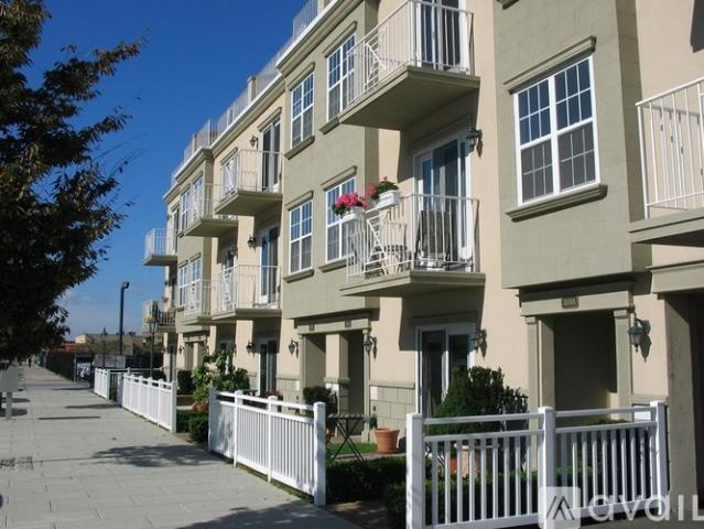 2 BR, 1 BA Apartment 10310 Rockaway Beach Boulevard, Unit 1A, Queens, NY 11694