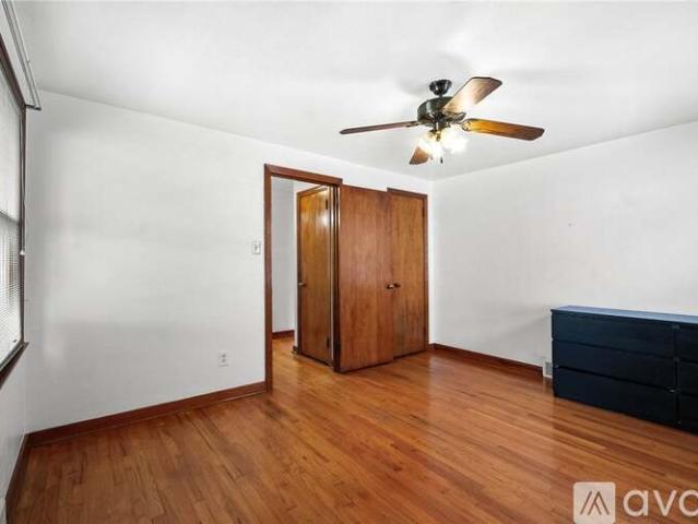 2 BR, 1 BA Apartment 1031 Connor Rd, Pittsburgh, PA 15234