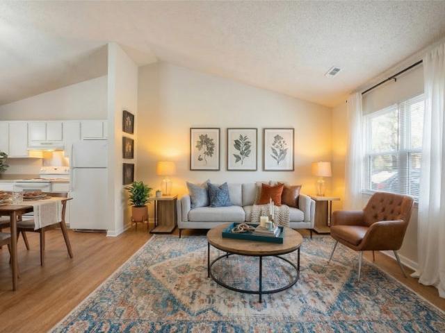 2 BR, 1 BA Apartment 1032 Sycamore Road Unit 1030 1030 A, Graham, NC 27253