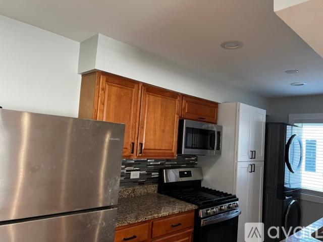 2 BR, 1 BA Apartment 1041 Cove Dr, Unit 136D, Prospect Heights, IL 60070