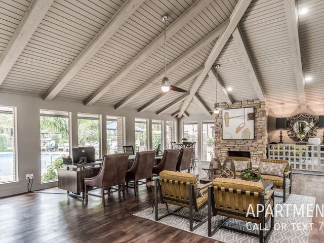 2 BR, 1 BA Apartment 10606 Six Pines DrÂ, The Woodlands, TX 77380