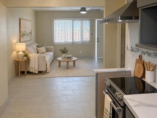 2 BR, 1 BA Apartment 10623 South Budlong Avenue, Unit Number 3, Los Angeles, CA 90044