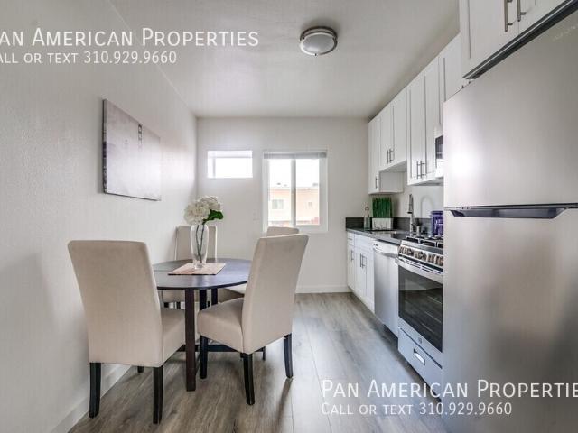 2 BR, 1 BA Apartment 1064 E. Market St Long Beach, CA 90805