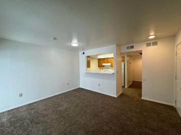 2 BR, 1 BA Apartment 10827 Ustick Rd, Boise, ID 83713