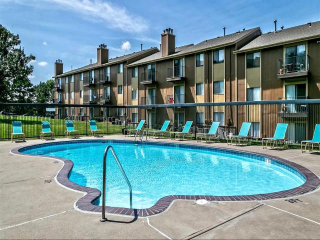 2 BR, 1 BA Apartment 10834 Cottonwood Lane Unit 10834 39, Omaha, NE 68164