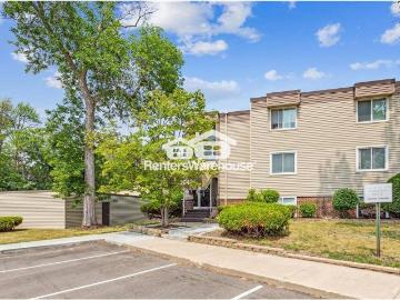 2 BR, 1 BA Apartment 10840 Rockford Rd, Plymouth, MN 55442