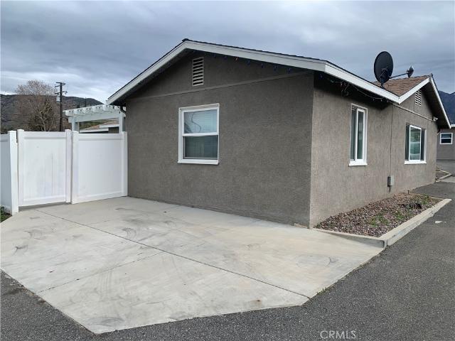 2 BR, 1 BA Apartment 10917 Bryant Street, Yucaipa, CA 92399