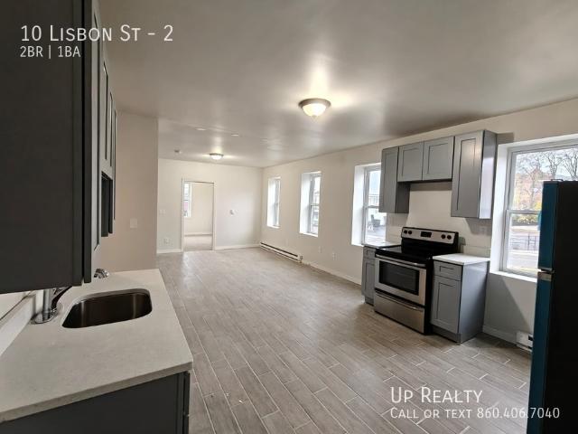 2 BR, 1 BA Apartment 10 Lisbon St, New Britain, CT 06106