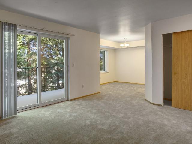 2 BR, 1 BA Apartment 11005 16th Avenue Southeast Unit 018B, Everett, WA 98208