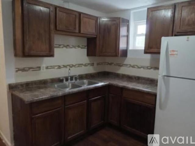 2 BR, 1 BA Apartment 1101 George Street, Unit APT 2B, Chester, IL 62233