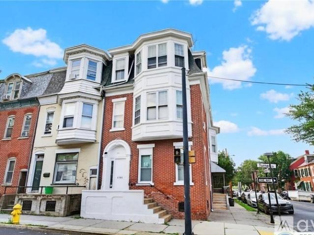 2 BR, 1 BA Apartment 1101 West Turner Street, Unit 2, Allentown, PA 18102