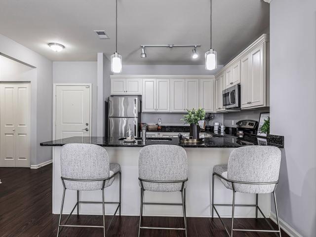 2 BR, 1 BA Apartment 11024 Delaware Parkway Unit 4 4414, Kansas City, KS 66109