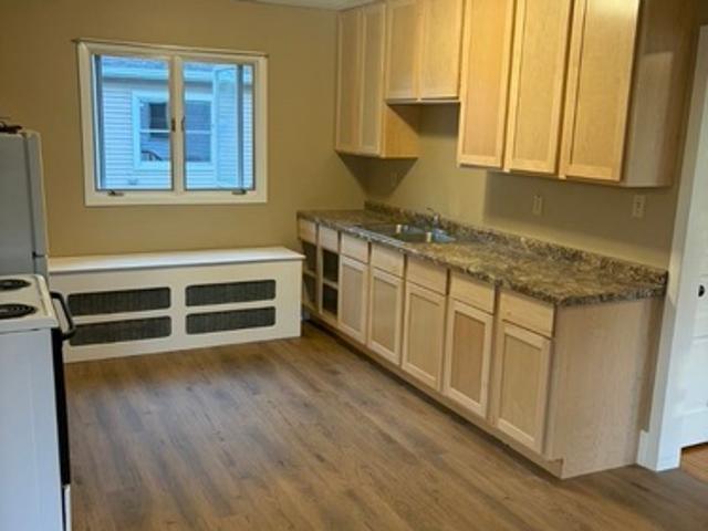 2 BR, 1 BA Apartment 1108 South Cherry Avenue, Unit Lower, Marshfield, WI 54449