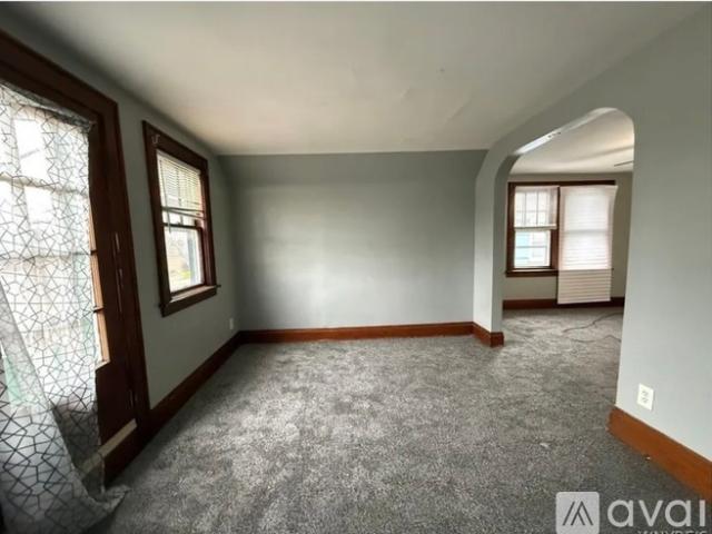 2 BR, 1 BA Apartment 110 Gerald Avenue, Buffalo, NY 14215