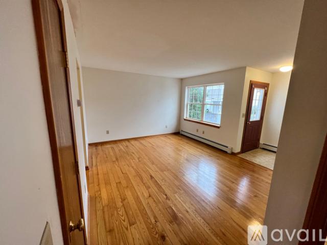 2 BR, 1 BA Apartment 110 Sagamore Street, Unit 4D, Glens Falls, NY 12801
