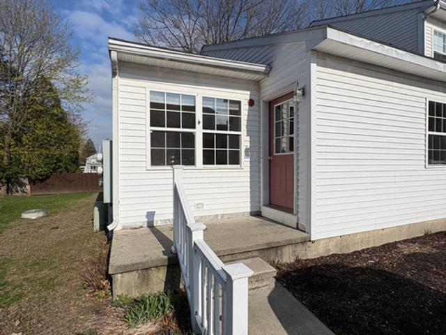 2 BR, 1 BA Apartment 110 Sagamore Street, Unit 5A, Glens Falls, NY 12801