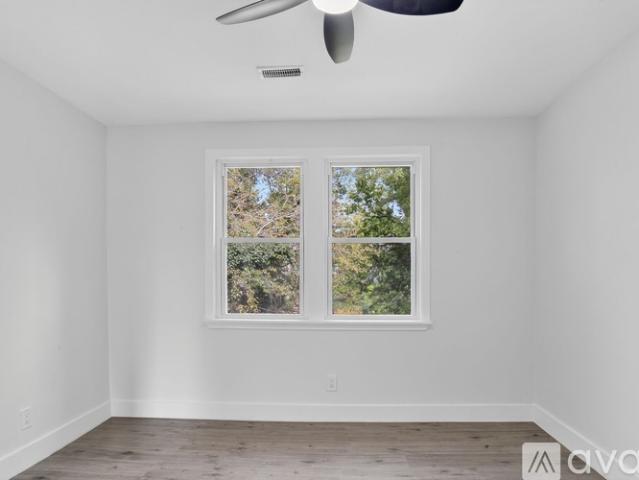 2 BR, 1 BA Apartment 1116 Gleneagle Rd, Unit 2, Baltimore, MD 21239