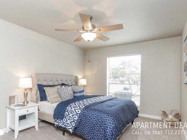 2 BR, 1 BA Apartment 1117 Houghton RdÂ, Katy, TX 77450