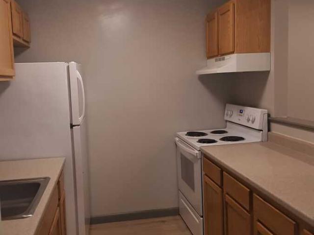 2 BR, 1 BA Apartment 111 Union Street Unit: 111 A2, Bristol, CT 06010