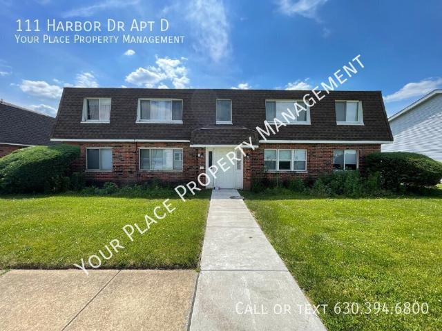 2 BR, 1 BA Apartment 111 Harbor Dr Apt D, Oswego, IL 60543