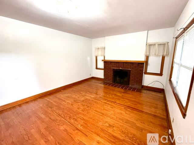 2 BR, 1 BA Apartment 1124 High Street, Wellsburg, WV 26070