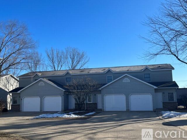 2 BR, 1 BA Apartment 1127 Mark Ave, Unit 3, Tomah, WI 54660