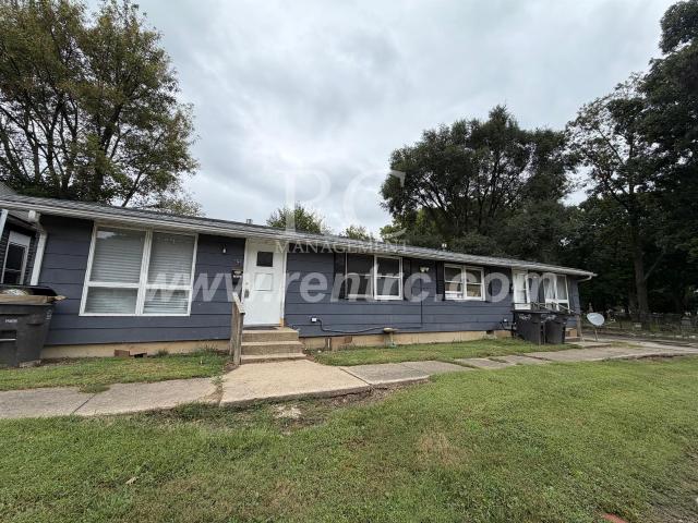 2 BR, 1 BA Apartment 1129 B Jackson, Danville, IL 61832