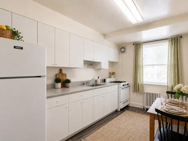 2 BR, 1 BA Apartment 1130 Falls Hill Drive Unit A06, Baltimore, MD 21211