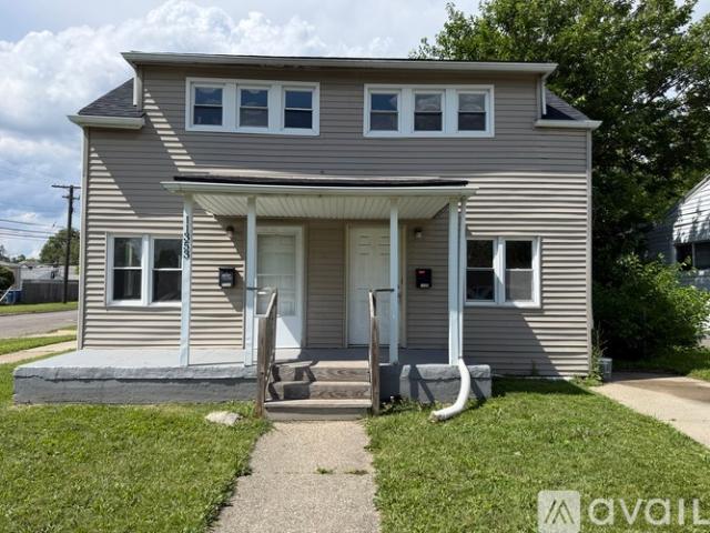 2 BR, 1 BA Apartment 11353 Maxwell Ave, Unit 11353, Warren, MI 48089