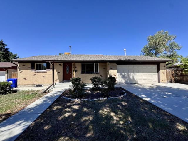 2 BR, 1 BA Apartment 11633 E Virginia Dr, Aurora, CO 80012