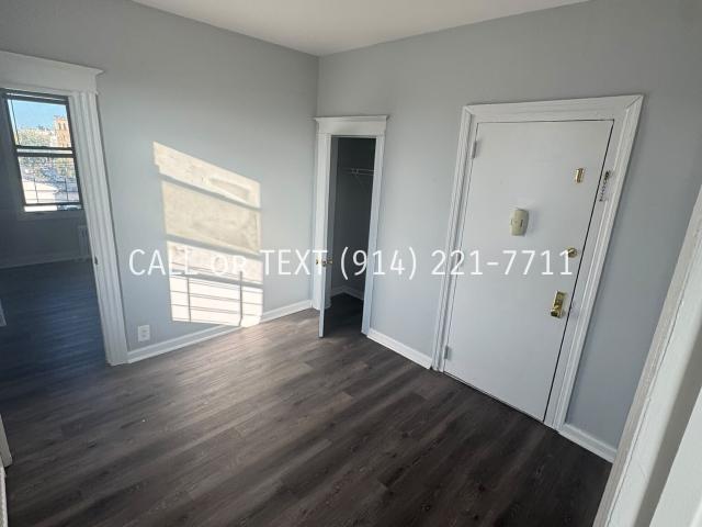 2 BR, 1 BA Apartment 116 Maple St, Yonkers, NY 10701