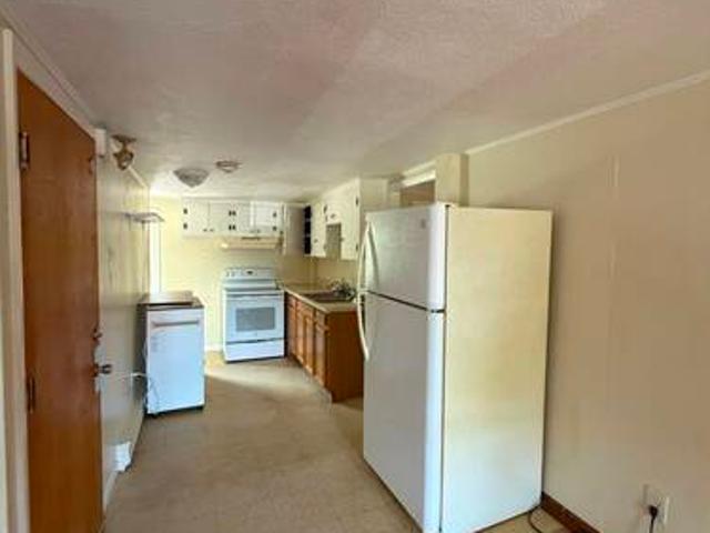 2 BR, 1 BA Apartment 1187 Putnam Pike, Unit 2R, Glocester, RI 02814