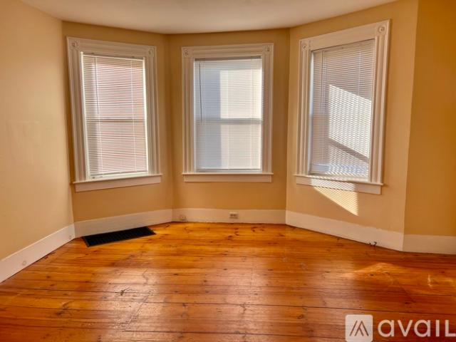 2 BR, 1 BA Apartment 118 Palm Street, Unit Apt 1, Nashua, NH 03060