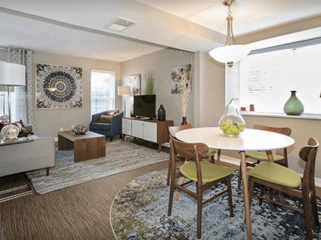 2 BR, 1 BA Apartment 11907 Charter House Lane Unit 1 11927, Saint Louis, MO 63146