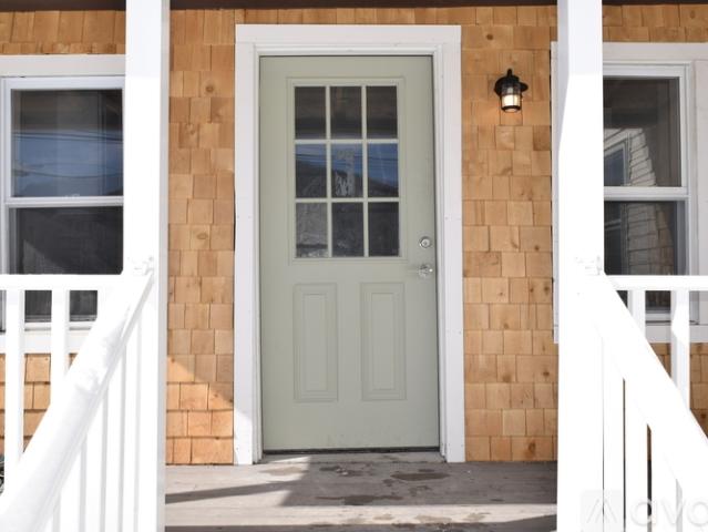 2 BR, 1 BA Apartment 11 Mill Street, Unit 3, Northfield, VT 05663
