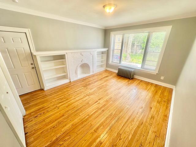 2 BR, 1 BA Apartment 351 W 120th Street, Chicago, IL 60628